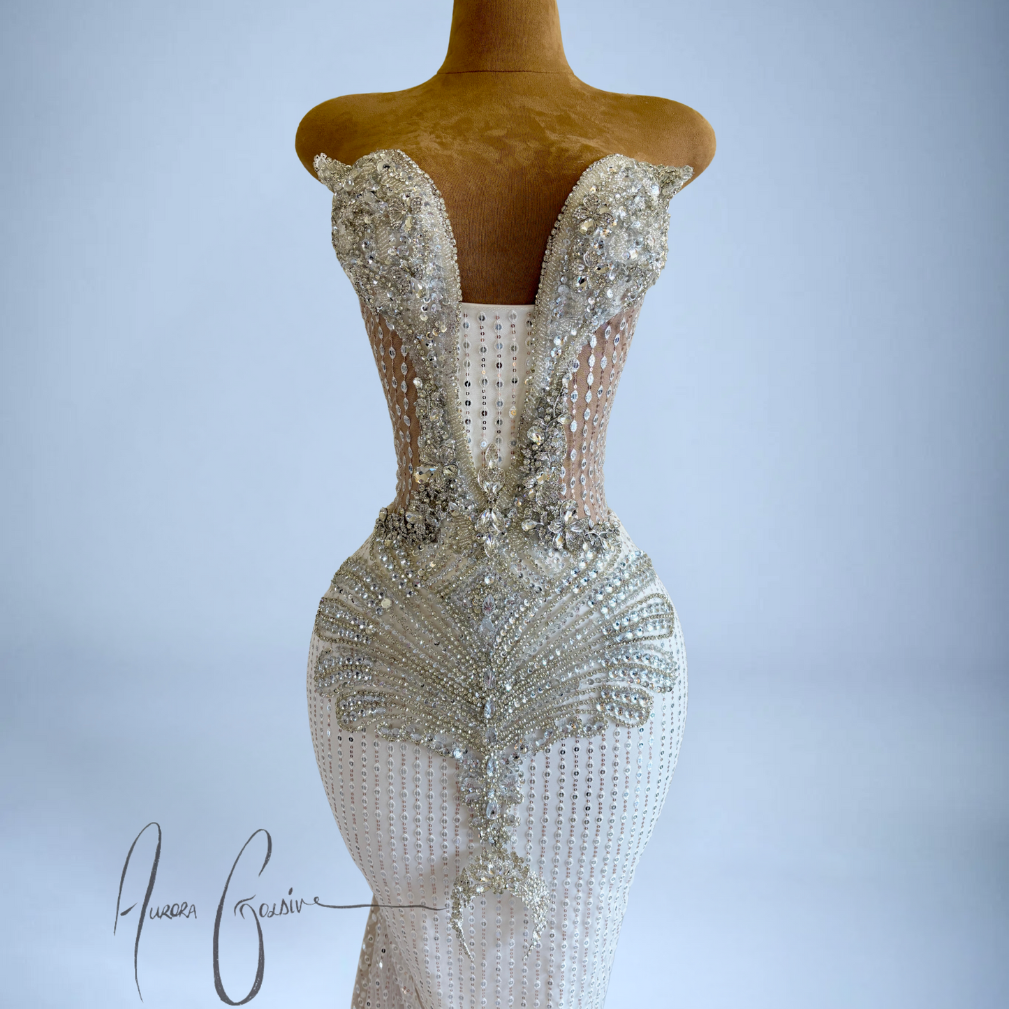 Arianna – Luxurious Beaded Evening Gown with Sculpted Silhouette