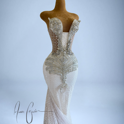 Arianna – Luxurious Beaded Evening Gown with Sculpted Silhouette