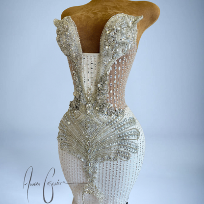 Arianna – Luxurious Beaded Evening Gown with Sculpted Silhouette