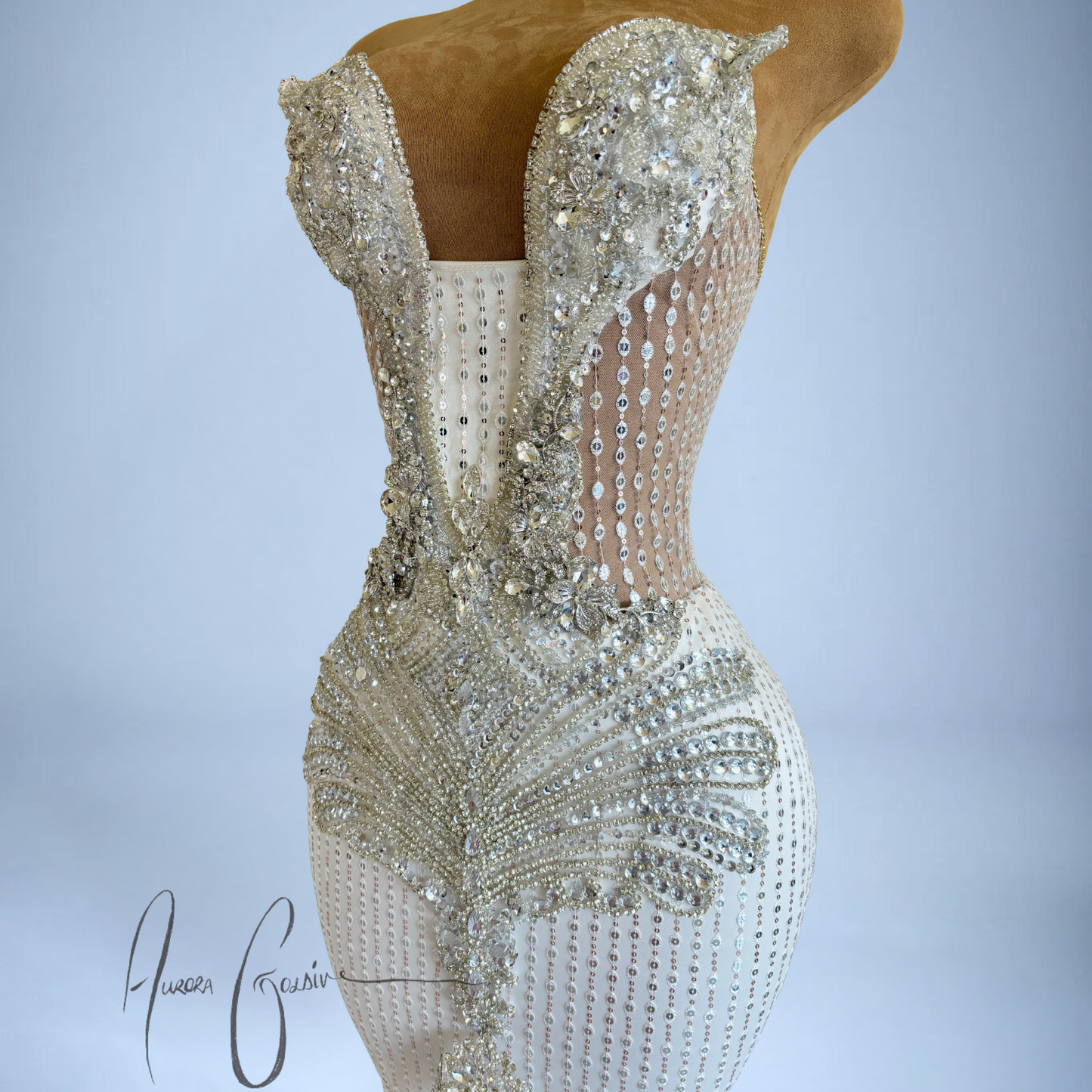 Arianna – Luxurious Beaded Evening Gown with Sculpted Silhouette
