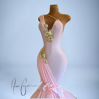 Analyse Gown