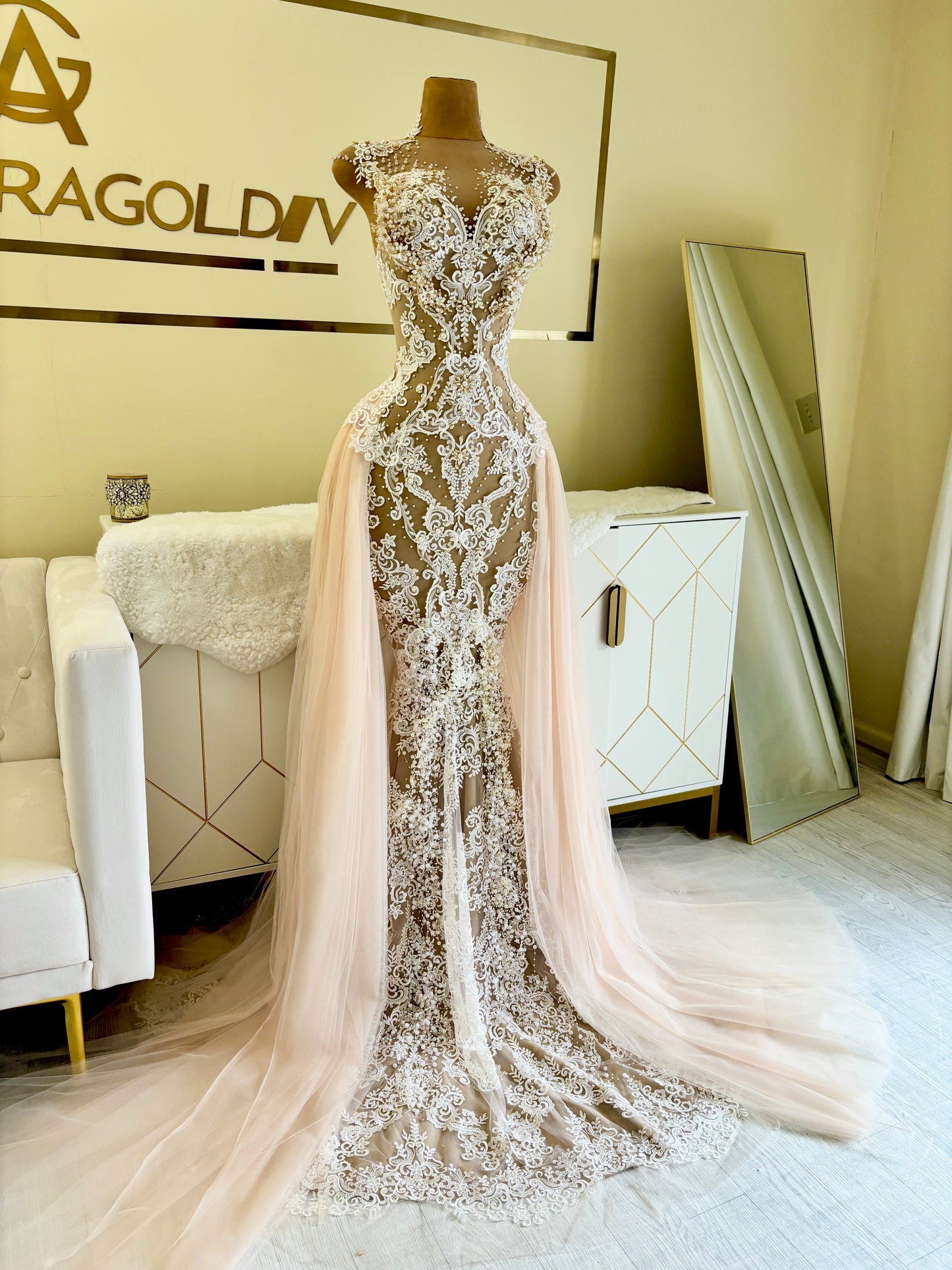 Openiyi Gown