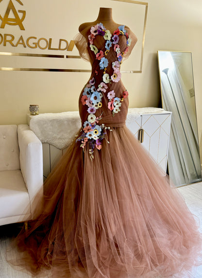 Lovel Gown