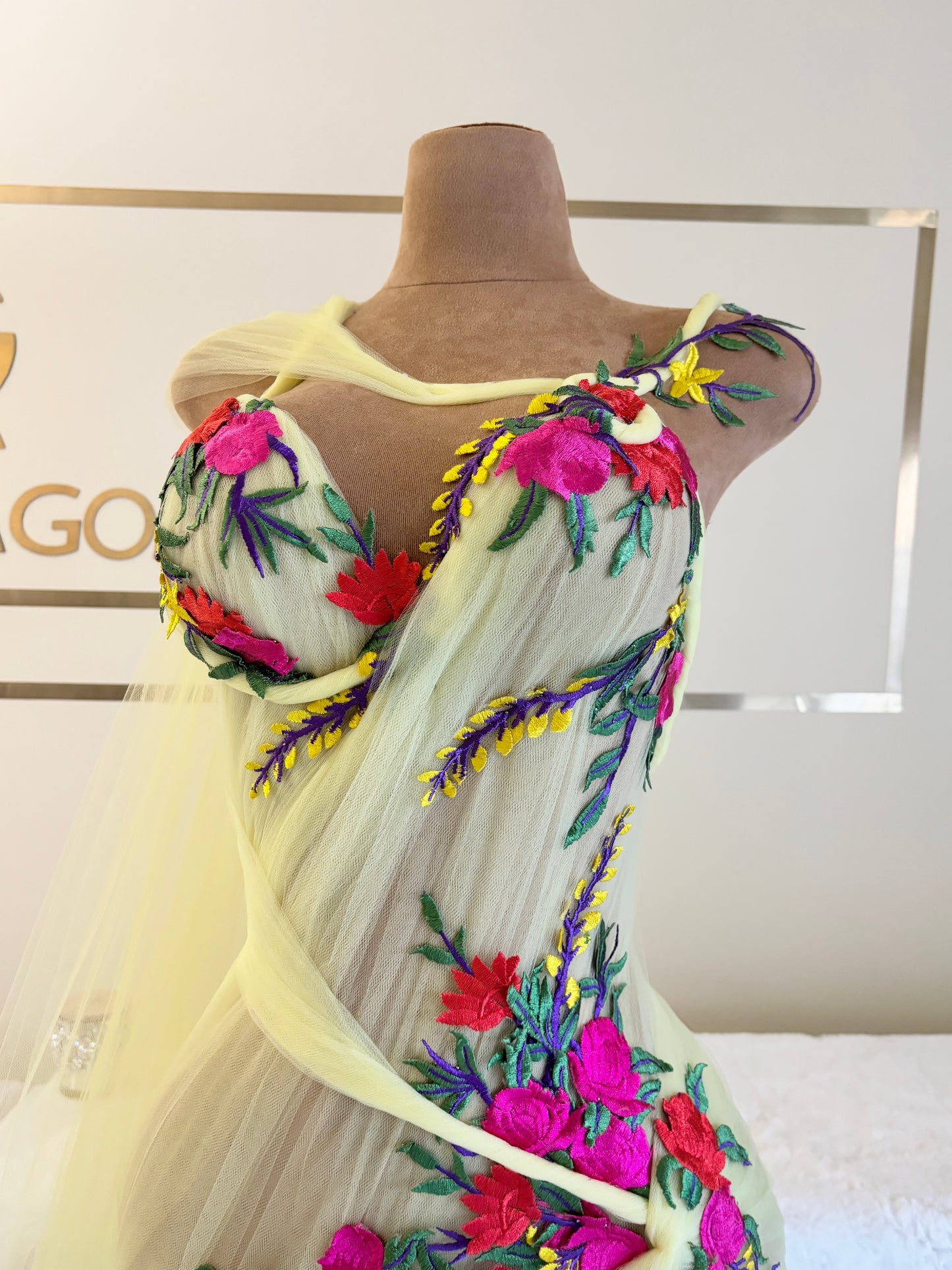 Teyana Gown